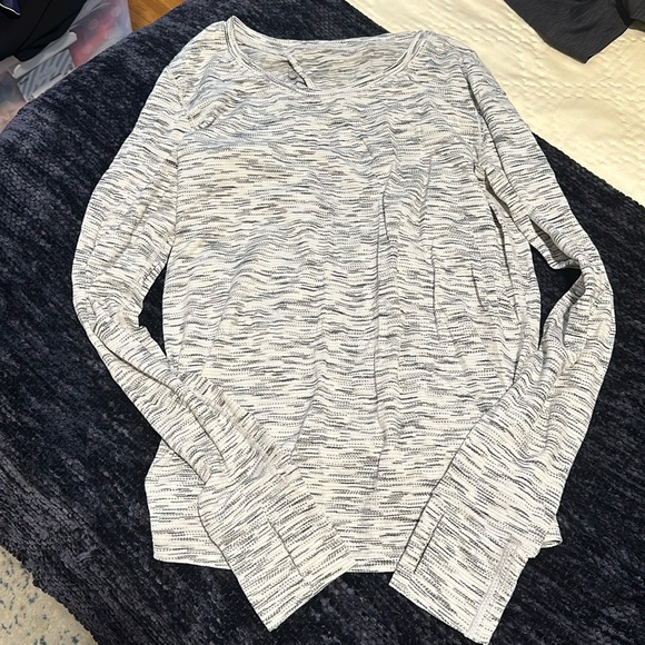 Lululemon Tie-Back Long-sleeve top - Picture 1 of 3